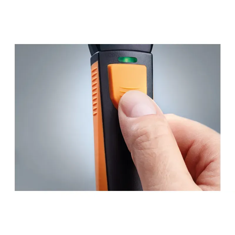 testo-smart-probes-led-button-detail